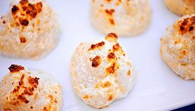 Bocconcini al formaggio brasiliani