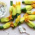 Fiori di zucchine farciti alla ricotta