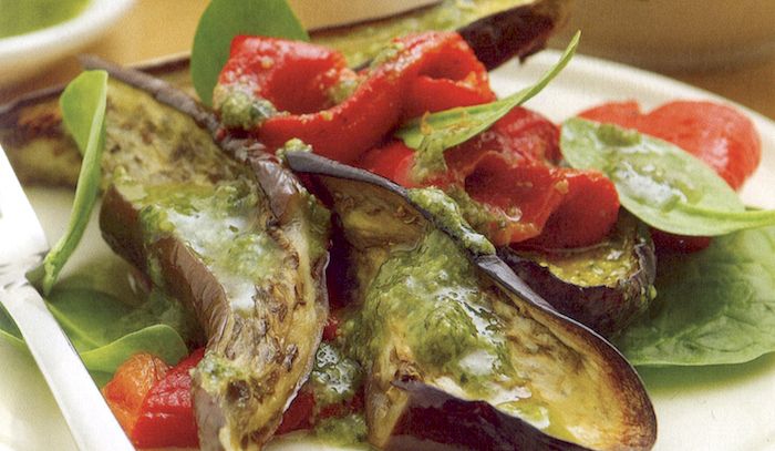 Insalata di peperoni e melanzane al pesto