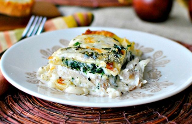 Lasagne in bianco con pollo e formaggio