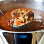 Minestra di orzo e carne