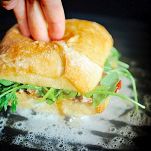 Panini al tonno e pomodori secchi