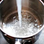 Pipe rigate con panna e pomodori secchi