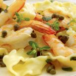 Reginette con gamberi e maggiorana