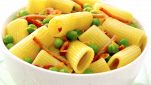 Rigatoni con pancetta croccante e piselli
