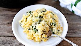 Torta di quinoa con spinaci e formaggio