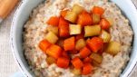 Fiocchi d'avena con mele e zucca