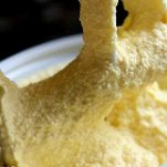 Gelato allo yogurt e mango