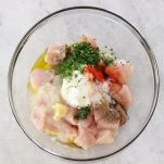 Kebab di pollo e verdure alla griglia