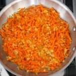 Risotto integrale alle carote e funghi