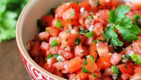 Salsa di pomodori crudi