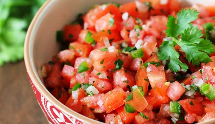 Salsa di pomodori crudi