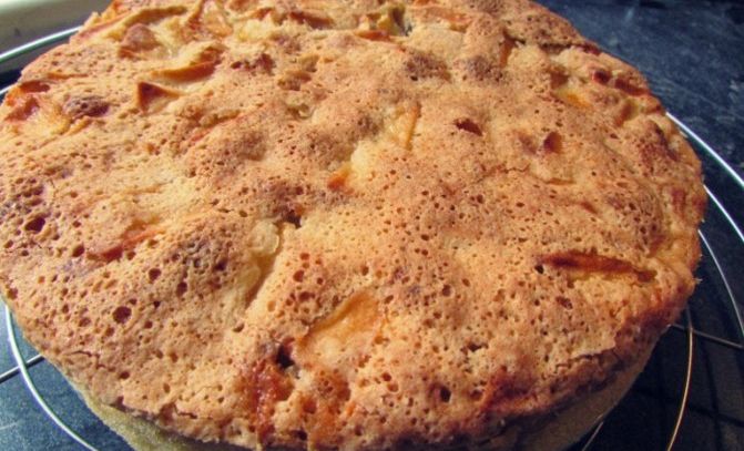 Torta di mele alla russa