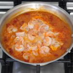 Zuppa di gamberi con feta