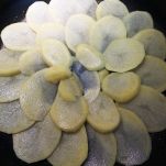 Pizza margherita di patate