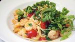 Pasta gamberetti, pomodorini e rucola