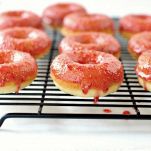 Biscotti alla glassa di fragole