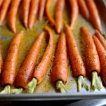 Carote arrostite con salsa thaini