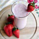 Frappè di banane e fragole