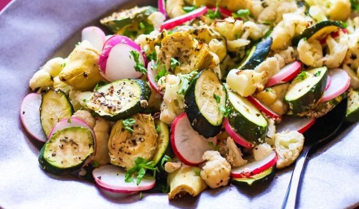 Ricetta Insalata di carciofi, zucchine e cavolfiori arrostiti