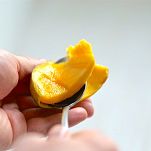 Insalata di fragole e mango