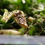 Insalata di lattuga e funghi