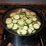 Fusilli integrali piselli e zucchine