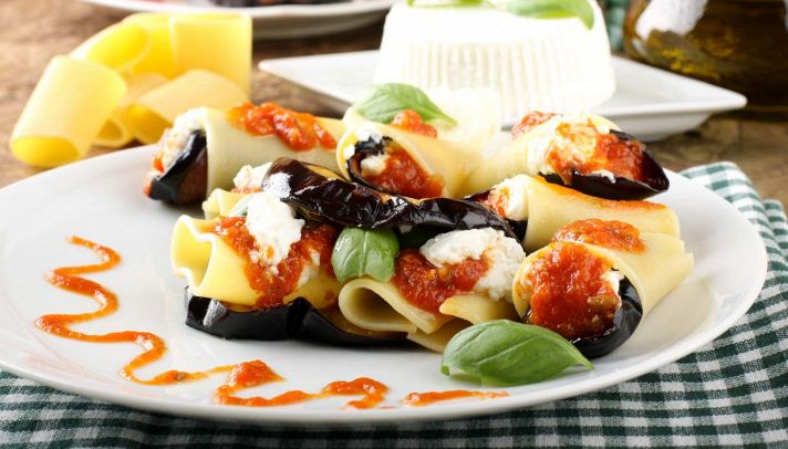 Ricetta Paccheri alla norma alla siciliana - Le Ricette di ...