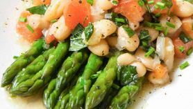 Asparagi con cannellini
