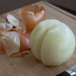 La fotoricetta della bruschetta con piccola ratatuia