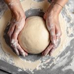pasta frolla pronta per il riposo