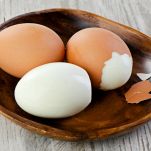 Uova ripiene gratinate