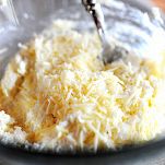 Uova ripiene gratinate