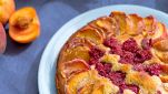 Torta ai lamponi e pesche