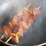 Arrosticini di pecora al sugo