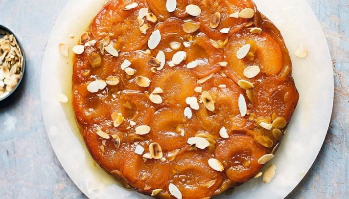 Tarte tatin con mandorle