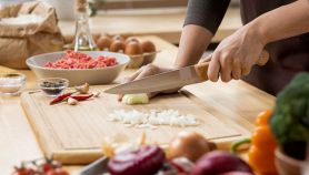 tagliare gli alimenti