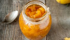 Confettura di pere e mele