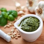 La storia del pesto alla genovese