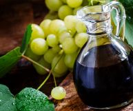 Scopriamo insieme quali sono le caratteristiche e i valori nutrizionali legati all'aceto balsamico di Modena IGP, come si usa in cucina e quali sono i benefici