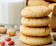 Biscotti: tutte le proprietà di un ingrediente ottimo da gustare e utile per la preparazione di dolci e torte.