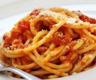 i bucatini sono un ingrediente ottimo per tante ricette