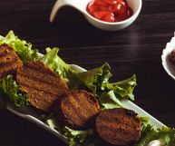I burger di seitan sostituiscono quelli di carne con le loro proteine vegetali: vediamo insieme quali sono e come si usano in cucina nelle migliori ricette