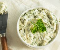 Burro alle erbe: cos'è e come si usa in cucina