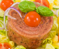 Carne di manzo in scatola: un piatto veloce e che fa bene alla salute