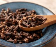 i chiodi di garofani sono un ingrediente ottimo per tante ricette