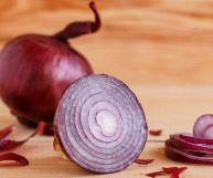 la cipolla rossa è un ingrediente ottimo per tante ricette