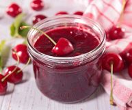 Una deliziosa gelatina spalmabile, altamente nutriente, da utilizzare da sola o per realizzare altre pietanze: scopriamo tutto sulla confettura di ciliegie