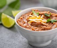 I frijoles refritos rappresentano un valido contorno per i piatti di carne: vediamo quali sono le caratteristiche principali e i valori nutrizionali
