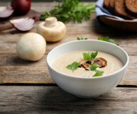 Scopriamo insieme le caratteristiche e le ricette per impiegare in cucina la crema di tartufo e funghi